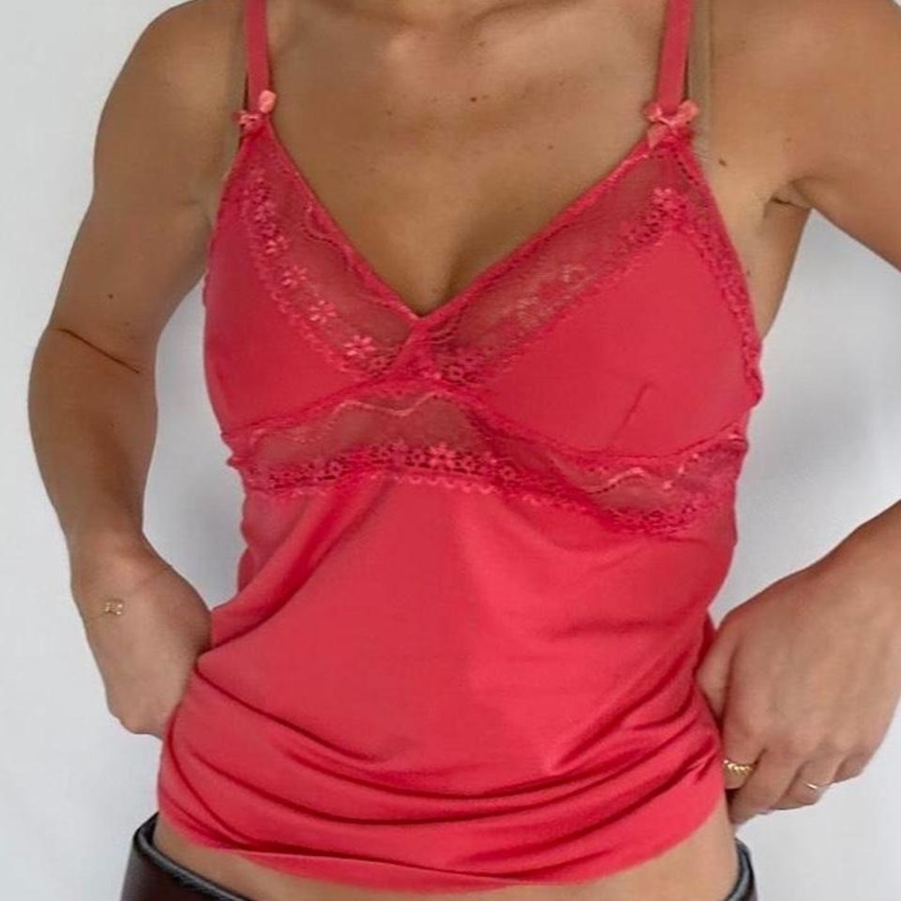 vintage y2k peachy pink lace cami top